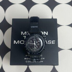 🆕Swatch x Omega Moonswatch Mission To Moonphase Snoopy🆕